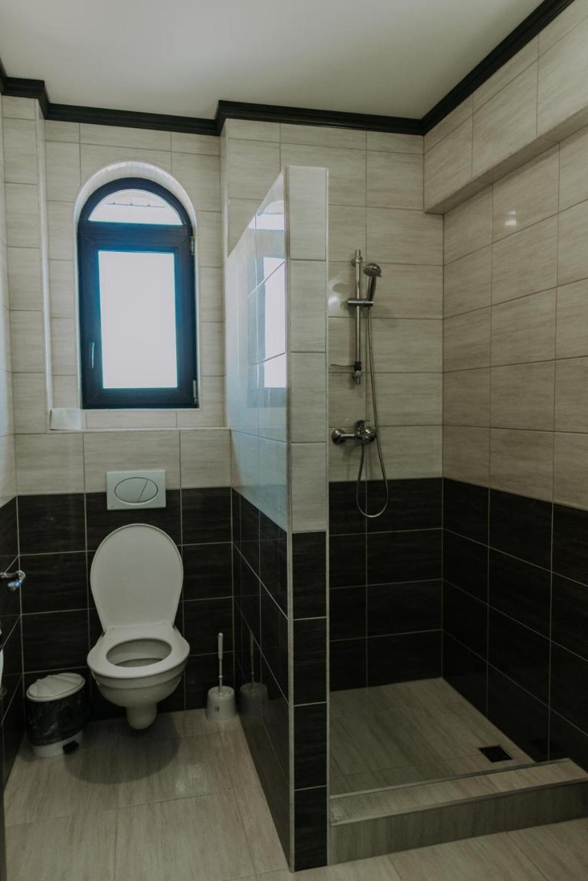 מלון Regal ביוש מראה חיצוני תמונה